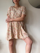 Load image into Gallery viewer, Floral Mini Dress