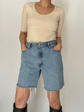 Load image into Gallery viewer, Levi’s Bermuda Shorts