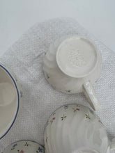 Load image into Gallery viewer, Set of Four Floral Porcelain Tea Cups