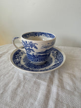 Load image into Gallery viewer, Set Of Three Blue And White Porcelain Tea Set