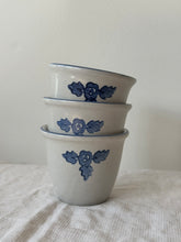Load image into Gallery viewer, Pfaltzgraff Yorktowne Blue Bird Cups