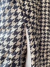 Load image into Gallery viewer, Houndstooth Columbia Jacket
