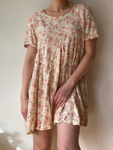 Load image into Gallery viewer, Floral Mini Dress
