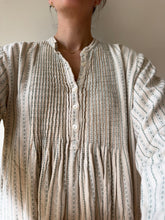 Load image into Gallery viewer, Vintage L L Bean Night Dress
