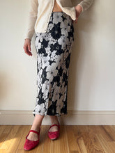Load image into Gallery viewer, Silk Floral Midi Skirt
