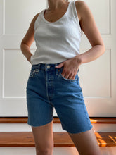 Load image into Gallery viewer, Mid Wash Levi&#39;s 501 Denim Shorts
