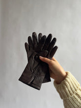 Load image into Gallery viewer, Deep Brown Leather Gloves
