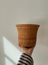 Load image into Gallery viewer, Small Woven Basket
