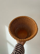 Load image into Gallery viewer, Small Woven Basket
