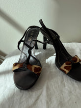 Load image into Gallery viewer, Ralph Lauren Dark Brown Kitten Heels
