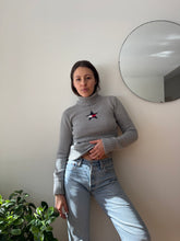 Load image into Gallery viewer, Vintage Tommy Gray Cotton Turtleneck
