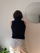 Load image into Gallery viewer, Deep Black 100% Cashmere Sleeveless Turtleneck
