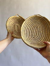 Load image into Gallery viewer, Woven Basket Set
