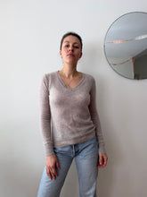 Load image into Gallery viewer, 100% Cashmere V Neck Sweater
