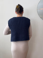 Load image into Gallery viewer, Chunky Knit Navy Vest
