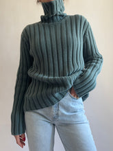 Load image into Gallery viewer, Teal Thick Ribbed Turtlneck
