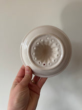 Load image into Gallery viewer, Ceramic Citrus Juicer

