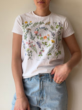 Load image into Gallery viewer, Floral T-Shirt
