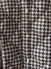 Load image into Gallery viewer, Houndstooth Columbia Jacket
