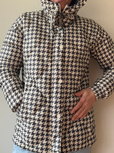 Load image into Gallery viewer, Houndstooth Columbia Jacket
