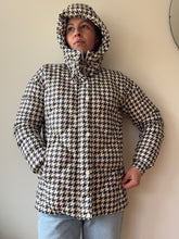 Load image into Gallery viewer, Houndstooth Columbia Jacket
