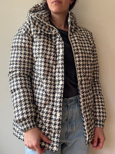 Load image into Gallery viewer, Houndstooth Columbia Jacket
