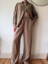 Load image into Gallery viewer, Brown Relaxed Pants
