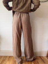 Load image into Gallery viewer, Brown Relaxed Pants
