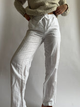 Load image into Gallery viewer, White Linen Pants
